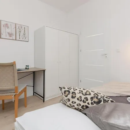 Apartment Warsaw Comfy Cichej Laki By Renters