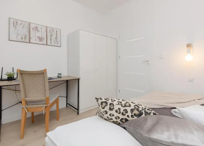 Apartment Warsaw Comfy Cichej Laki By Renters
