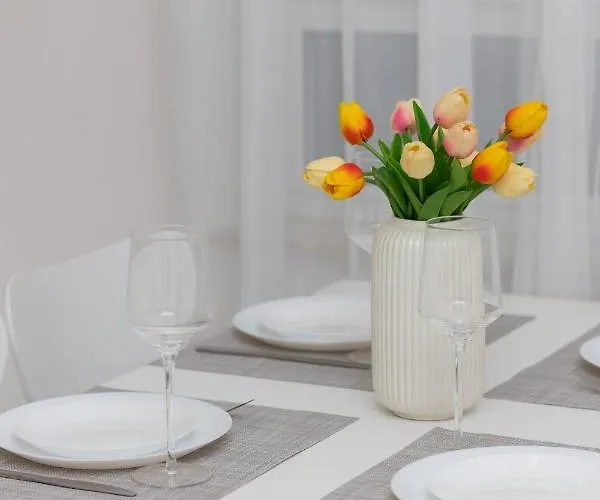 Apartment Warsaw Comfy Cichej Laki By Renters *